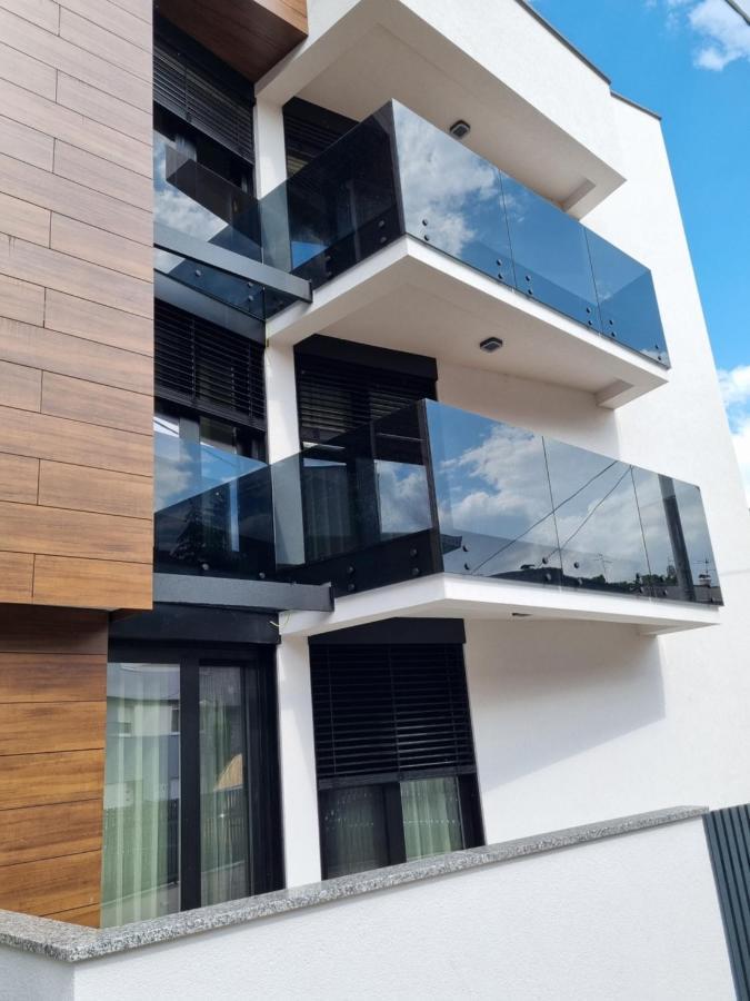 Citylux Grand Apartment ซาเกร็บ ภายนอก รูปภาพ